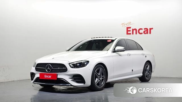 Mercedes-Benz E-Class W213 2022 Белый из Кореи