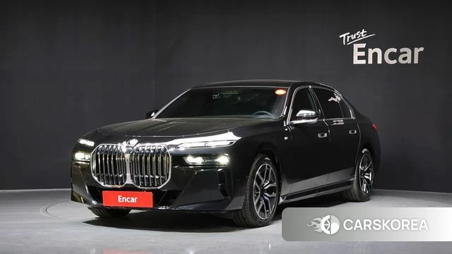 BMW 7 Series (G70) 2023 Черный из Кореи