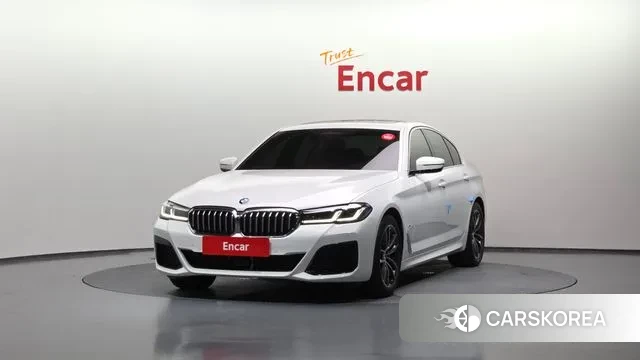 BMW 5 Series (G30) 2022 Белый из Кореи