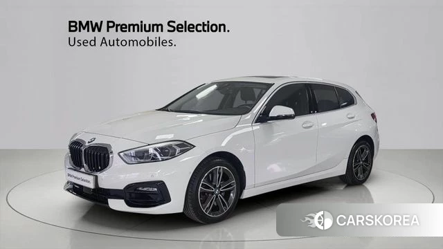 BMW 1 Series (F40) 2021 Белый из Кореи