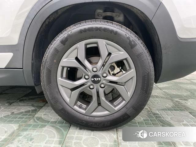 Kia Setus 2023 Белый из Китая
