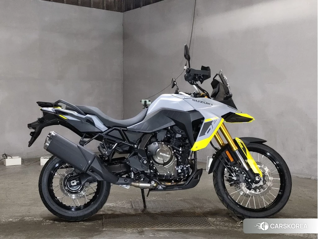 Проданный Suzuki V-STROM 800DE 2023 из Японии