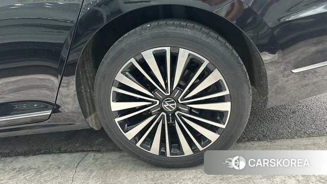 Volkswagen Passat 2021 Черный из Китая