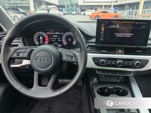 Audi A4L 2021 Темно-серый из Китая