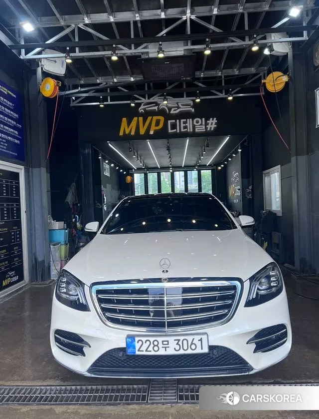 Mercedes-Benz S-Class W222 2018 Белый из Кореи