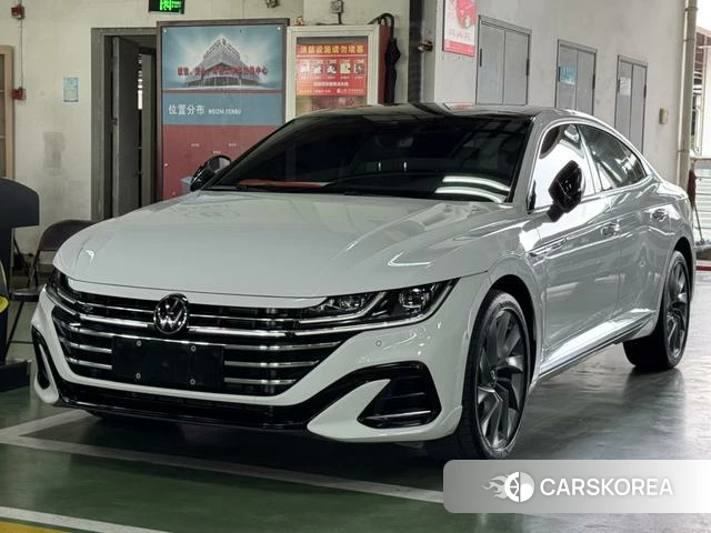 Volkswagen CC 2024 Белый из Китая