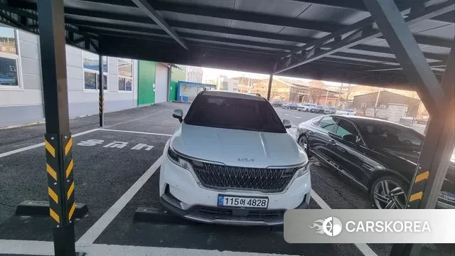 Kia Carnival 4th generation 2023 Белый из Кореи