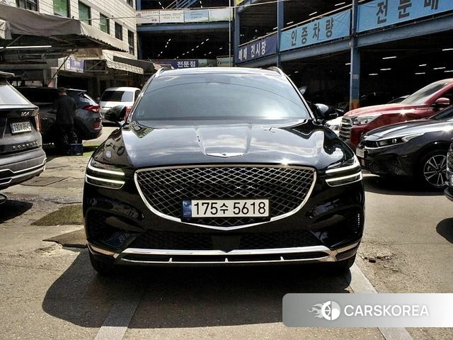 Genesis GV70 2023 Черный из Кореи