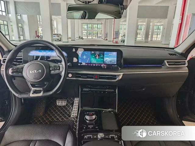 Kia K5 2021 Черный из Китая
