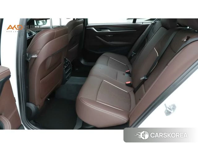 BMW 5 series 2022 Белый из Китая