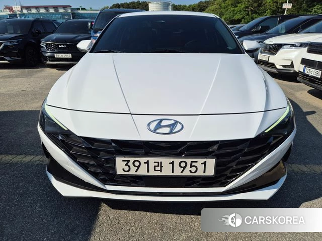 Hyundai Avante (CN7) 2022 Белый из Кореи