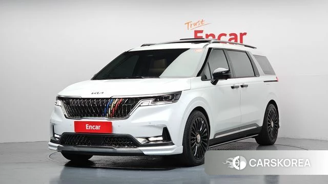 Kia Carnival 4th generation 2023 Белый из Кореи