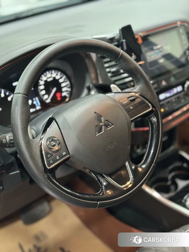 Mitsubishi  Outlander 2021 Черный из Китая