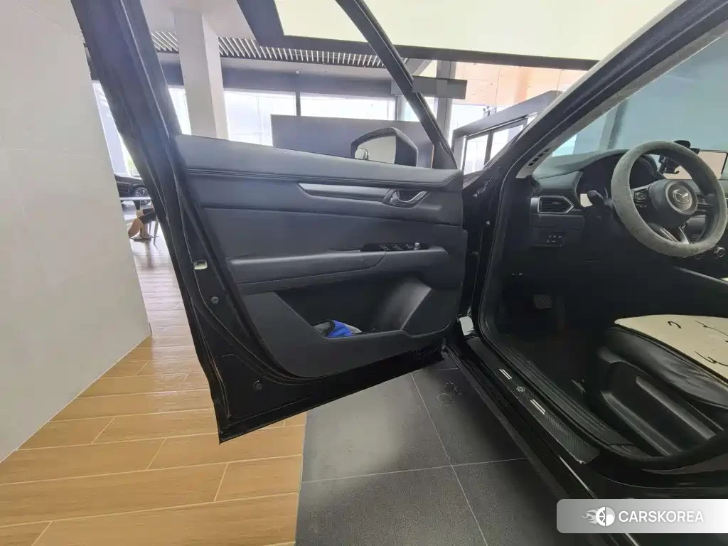 Mazda CX-5 2024 Черный из Китая