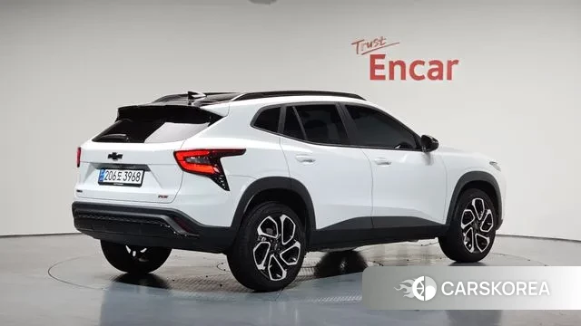 Chevrolet (GM Daewoo) Trax Crossover 2024 Белый из Кореи