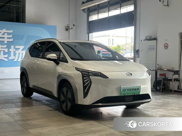 Aian AION Y 2025 Белый из Китая