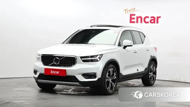 Volvo XC40 2021 Белый из Кореи