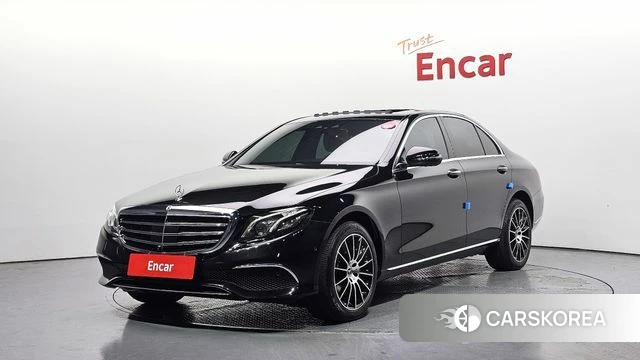 Mercedes-Benz E-Class W213 2018 Черный из Кореи
