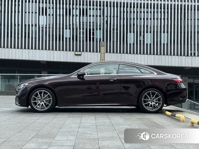 Mercedes-Benz E-class (imported) 2023 Коричневый из Китая