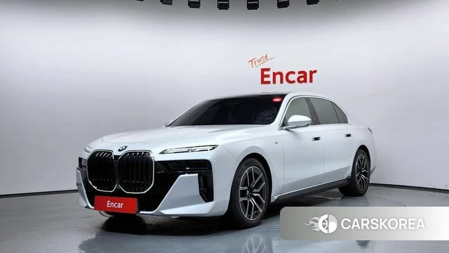 BMW 7 Series (G70) 2024 Белый из Кореи