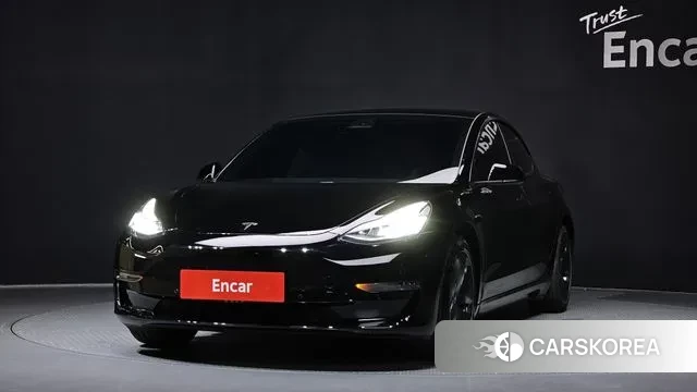 Tesla Model 3 2020 Черный из Кореи