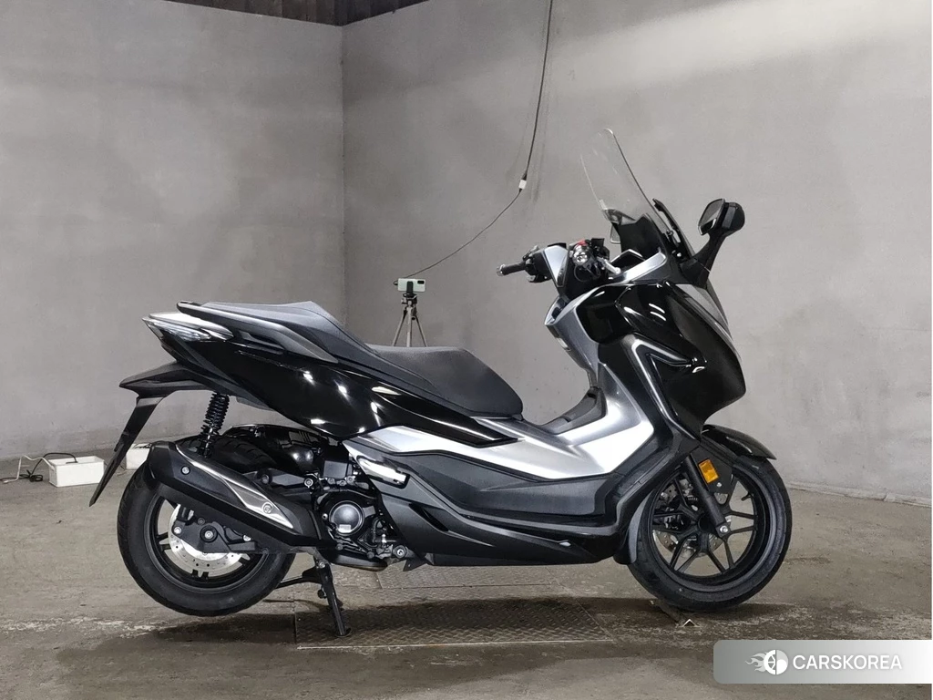 Проданный Honda FORZA 2018 из Японии, фото 2