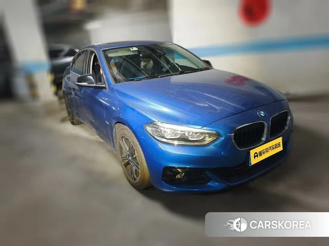 BMW 1 series 2018 Синий из Китая