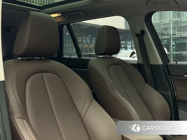 BMW X1 2021 Белый из Китая