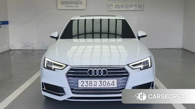Audi A4 (B9) 2019 Белый из Кореи