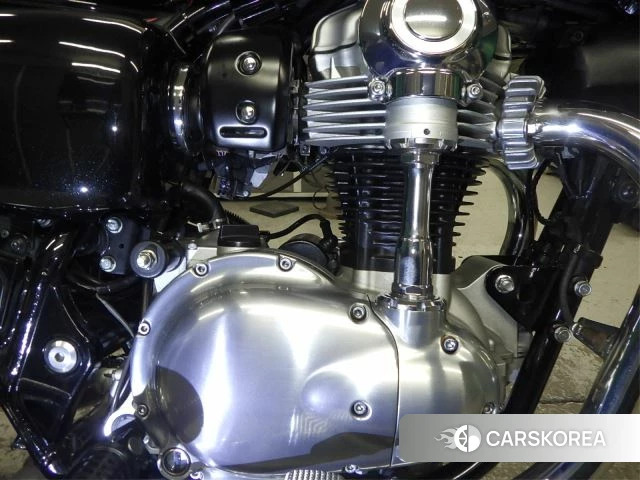 Engine photo