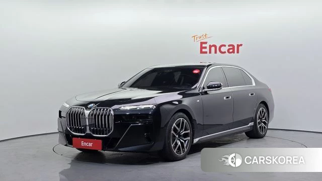 BMW 7 Series (G70) 2023 Черный из Кореи