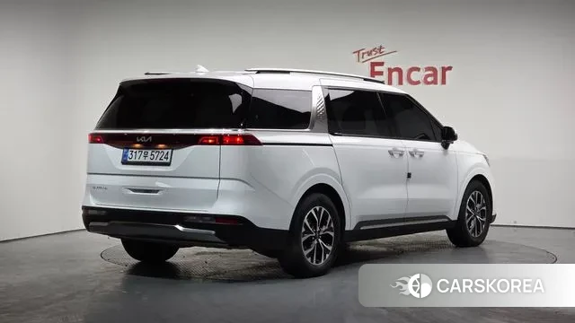 Kia Carnival 4th generation 2022 Белый из Кореи
