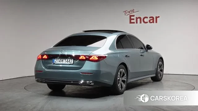 Mercedes-Benz E-Class W214 2025 Синий из Кореи