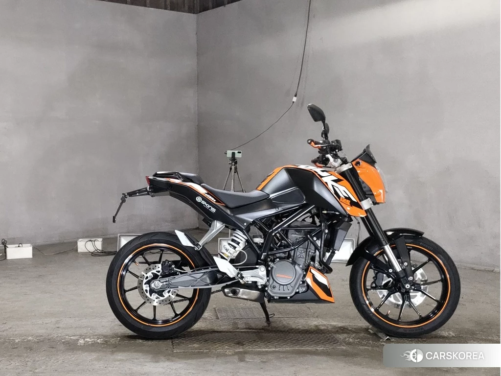 Проданный KTM 125 DUKE id 4141915 из Японии
