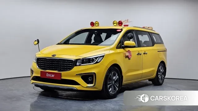 Kia The New Carnival 2018 Желтый из Кореи