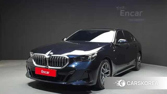 BMW 5 Series (G60) 2024 Черный из Кореи