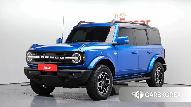 Ford Bronco 6th Generation 2023 Синий из Кореи
