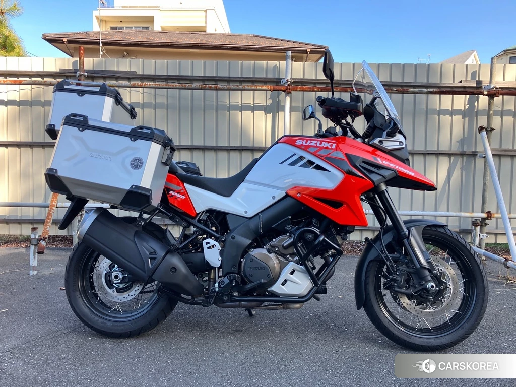 Проданный Suzuki V-STROM 1050XT 2020 из Японии