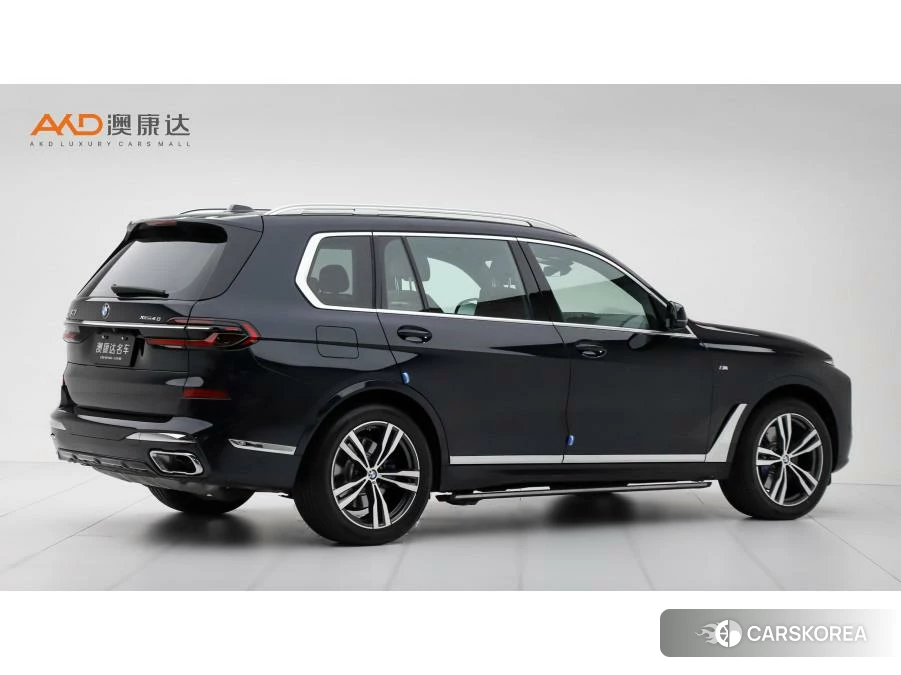 BMW X7 2022 Черный из Китая