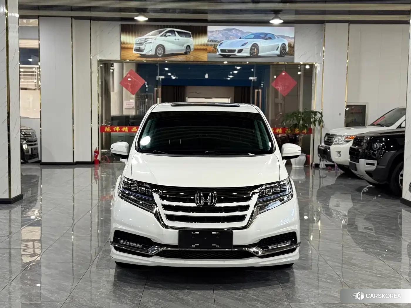 Honda Elysion 2021 Белый из Китая