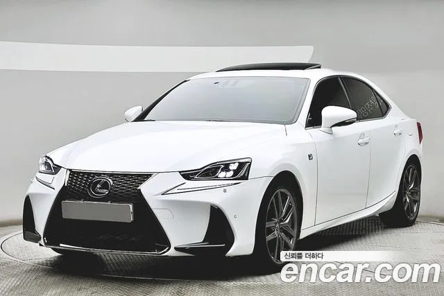 Lexus New IS300 id 2636782 из Кореи