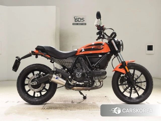 Проданный Ducati SCRAMBLER SIXTY2 2016 из Японии, фото 3