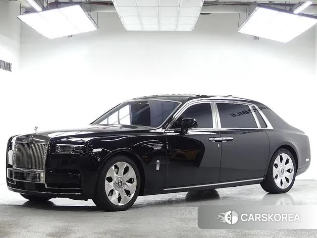 Rolls-Royce Phantom 2023 Черный из Кореи