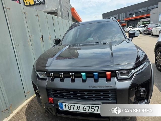 Ssangyong Torres 2023 Черный из Кореи