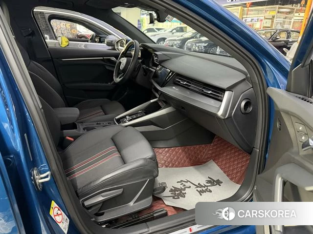 Audi A3 2022 Синий из Китая