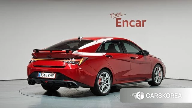 Hyundai Avante (CN7) 2022 Красный из Кореи