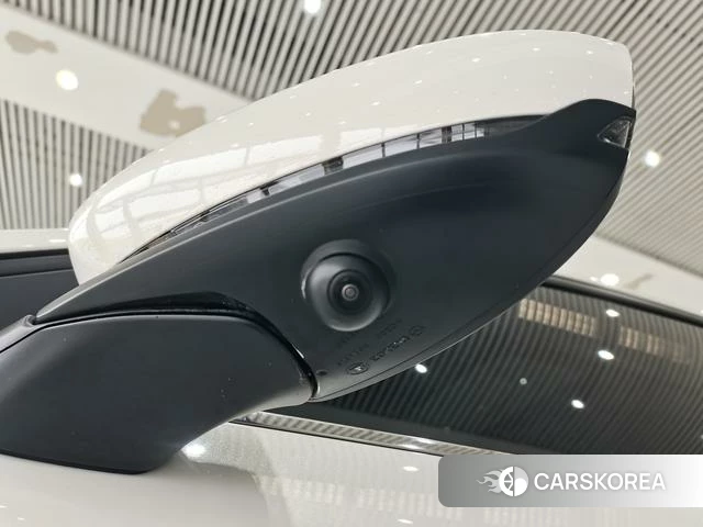 Mazda CX-30 2023 Белый из Китая