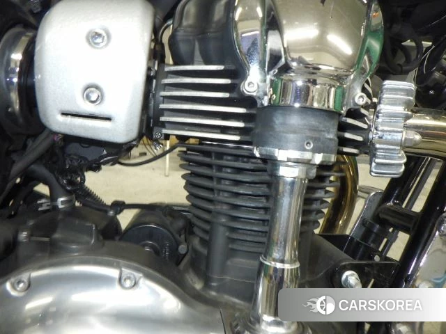 Engine photo
