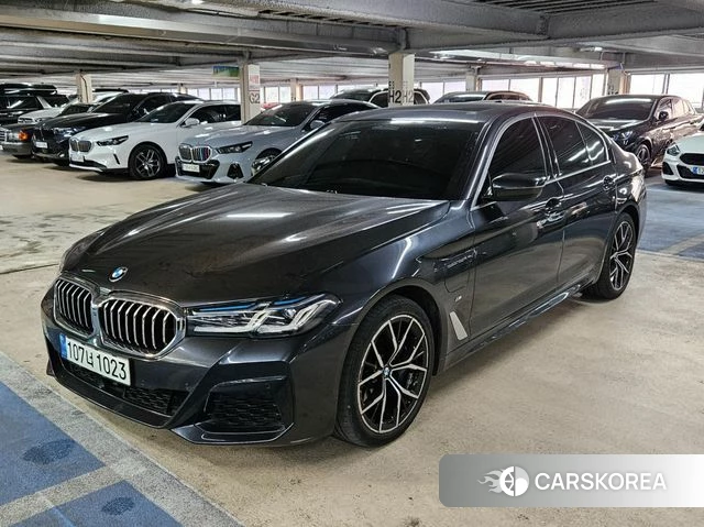 BMW 5 Series (G30) 2021 Серый из Кореи