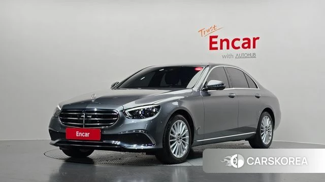 Mercedes-Benz E-Class W213 2022 Серый из Кореи